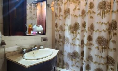 Casa PH en venta en Remedios de Escalada Oeste