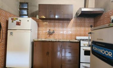 Casa PH en venta en Remedios de Escalada Oeste