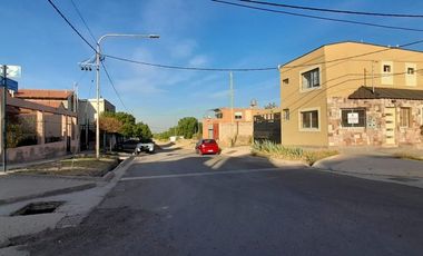 70.000USD DEPARTAMENTO C/COCHERA EN POZO F.DALVIAN