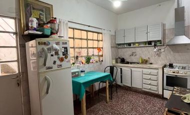 Casa en alquiler en Lanus Este