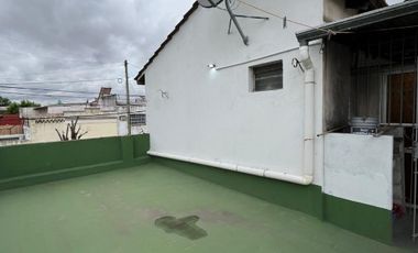 Casa en alquiler en Lanus Este