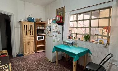 Casa en alquiler en Lanus Este