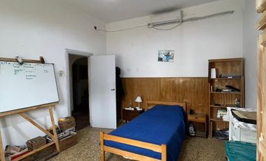 Casa en alquiler en Lanus Este