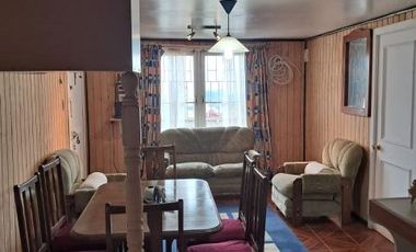 Avda Central/3° Poniente - Casa - Venta