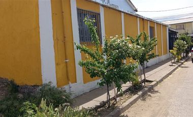 Casa en Venta en 15 y medio oriente 2486