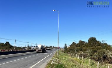 Sitio en Venta en Ruta 5, al frente del cruce Paredes