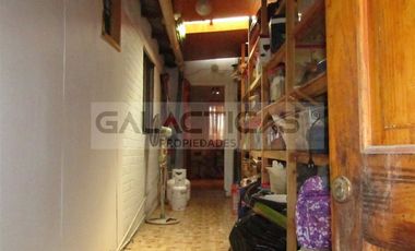 Casa en Venta en Los Boldos 1830