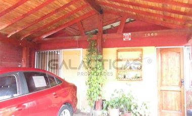 Casa en Venta en Los Boldos 1830