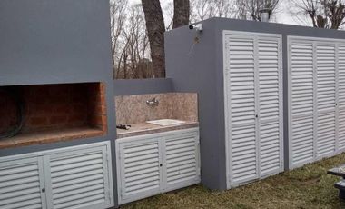 Casa en venta - 4 Dormitorios 4 Baños - 555Mts2 - Costa del Este