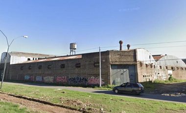 Nave Industrial en Triangulo