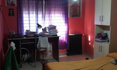 Casa en venta - 4 Dormitorios 4 Baños 1 Cochera - Quequen