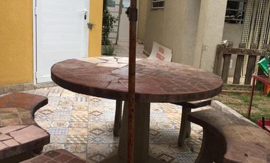 Casa en venta - 4 Dormitorios 4 Baños 1 Cochera - Quequen