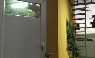 Casa en venta - 4 Dormitorios 4 Baños 1 Cochera - Quequen