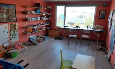 Casa en venta - 4 Dormitorios 4 Baños 1 Cochera - Quequen