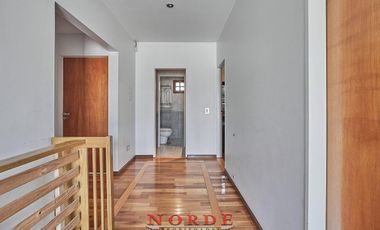 VENTA • MATADEROS • MONTIEL 1900 • CASA • 5 AMBIENTES • TERRAZA • GARAJE