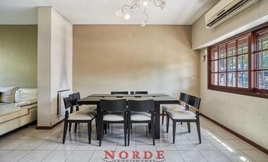 VENTA • MATADEROS • MONTIEL 1900 • CASA • 5 AMBIENTES • TERRAZA • GARAJE