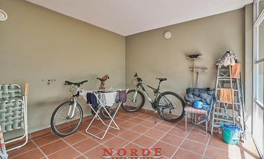 VENTA • MATADEROS • MONTIEL 1900 • CASA • 5 AMBIENTES • TERRAZA • GARAJE