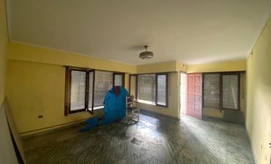 Casa en venta - 3 Dormitorios 2 Baños Cochera - 280Mts2 - Mar del Plata