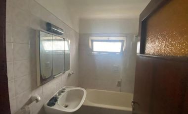 Casa en venta - 3 Dormitorios 2 Baños Cochera - 280Mts2 - Mar del Plata