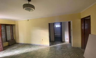 Casa en venta - 3 Dormitorios 2 Baños Cochera - 280Mts2 - Mar del Plata