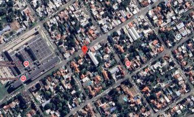 Casa en venta - 2 Dormitorios 2 Baños 1 Local - 200Mts2 - Monte Grande