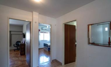 Casa en venta - 3 Dormitorios 2 Baños 2 Cocheras - 300Mts2 - Ciudad Madero