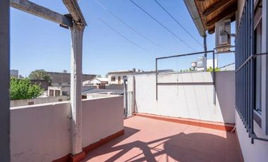 Casa en venta - 3 Dormitorios 2 Baños 2 Cocheras - 300Mts2 - Ciudad Madero
