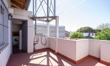 Casa en venta - 3 Dormitorios 2 Baños 2 Cocheras - 300Mts2 - Ciudad Madero