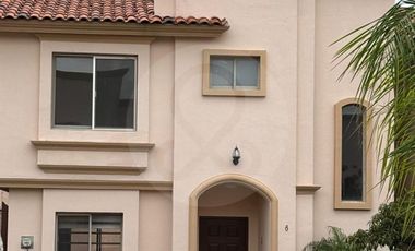 Casa en renta en Fraccionamiento Villa California