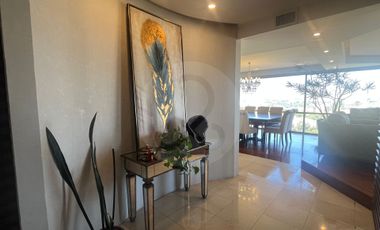 Vista real  Departamento en venta en Lomas Country Club