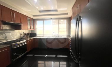 Vista real  Departamento en venta en Lomas Country Club