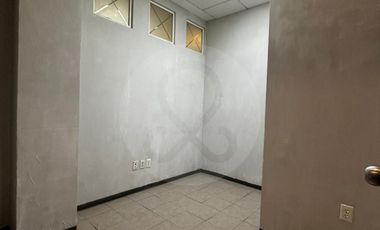 Oficina en renta en Bosques de las Palmas