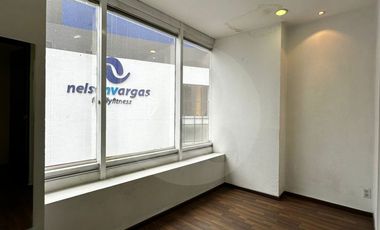 Oficina en renta en Bosques de las Palmas