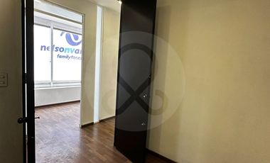 Oficina en renta en Bosques de las Palmas