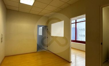 Oficina en renta en Bosques de las Palmas