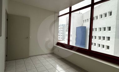 Oficina en renta en Bosques de las Palmas