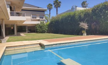 CASA PREMIUM DE CUATRO DORMITORIOS VENTA PILETA EXCLUSIVA SAN MARINO FUNES