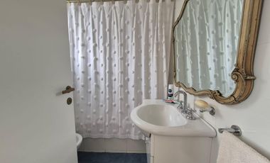 Acassuso, muy linda Casa en Alquiler Temporario Amoblada