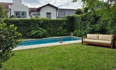 Acassuso, muy linda Casa en Alquiler Temporario Amoblada