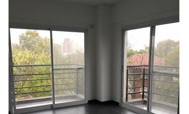 Departamento en venta - 1 Dormitorio 1 Baño 1 Cochera - 45Mts2 - Quilmes