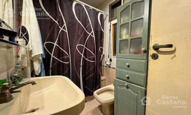 PH en PB al Fondo, 3 Amb. con 2 Patios a 1/2 Cuadra de Maipú