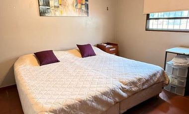 Importante casa de 4 dormitorios en Av. Belgrano al 4100, Parque V. Centenario, SMT