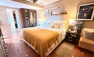 Importante casa de 4 dormitorios en Av. Belgrano al 4100, Parque V. Centenario, SMT