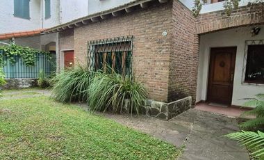 Acassuso, muy linda Casa en Alquiler Temporario Amoblada