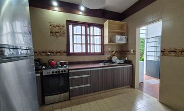 Acassuso, muy linda Casa en Alquiler Temporario Amoblada