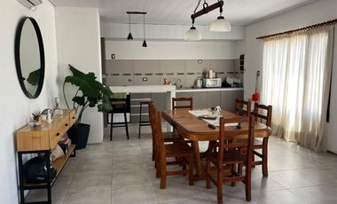 Casa en venta - 1 Dormitorio 1 Baño - 1.026Mts2 - Carmen de Areco