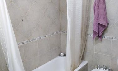 Departamento en venta - 2 Dormitorios 2 Baños - 75Mts2 - Wilde