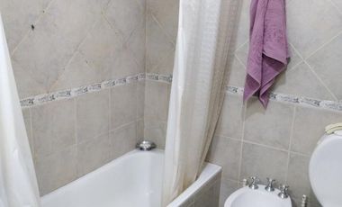 Departamento en venta - 2 Dormitorios 2 Baños - 75Mts2 - Wilde