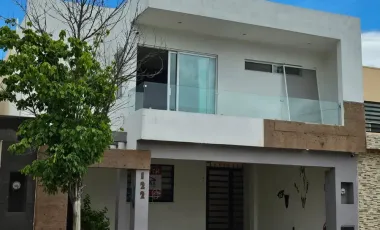 Casa en venta en Portales, Saltillo, Coahuila de Zaragoza