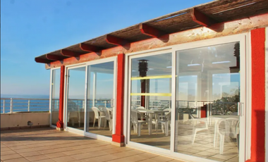 Arriendo Departamento primera linea Vista despejada al Mar